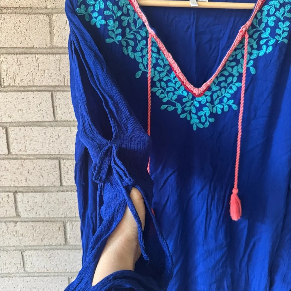 La Blanca Blue Coverup Tunic with Pink Teal Embroidery Size Small